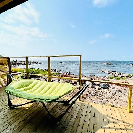 호텔 Kaunissaaren Maja *