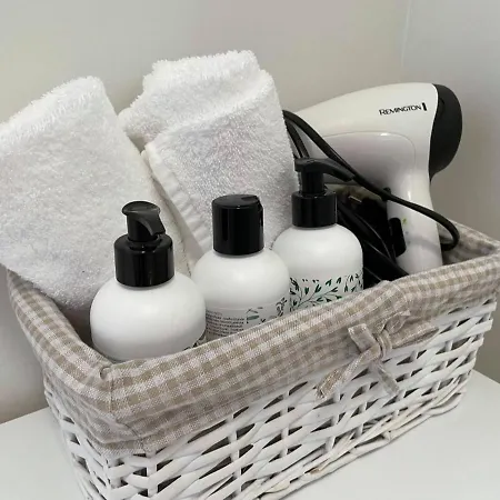 Kaunissaaren Maja ホテル *